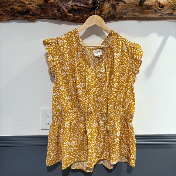 Hayden Gold Ruffled Peplum Sleeveless Blouse - Picture 1 of 8